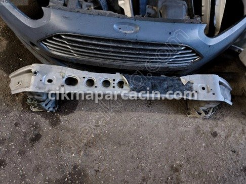 Ford Focus Tampon Demiri çıkma parça