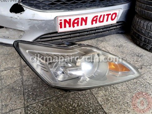 Ford Focus Sağ Ön Far çıkma parça