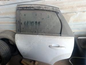Ford focus 2.5 sol arka kapı dolu