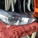 Ford Focus Sağ Ön Far çıkma parça - İNAN OTO ÇIKMA YEDEK PARÇA ALIM SATIM Adana