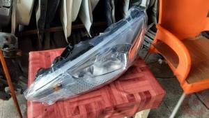 Ford Focus 3.5 İçi Beyaz Sol Far 2015-2019