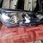 Ford Focus Sağ Ön Far çıkma parça - İNAN OTO ÇIKMA YEDEK PARÇA ALIM SATIM Adana