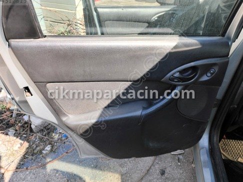 Ford Focus Kapı Döşemesi çıkma parça