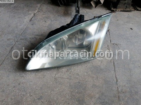 Ford Focus Sol Ön Far çıkma parça
