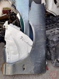 Ford Mondeo Sağ Çamurluk 1997-2000
