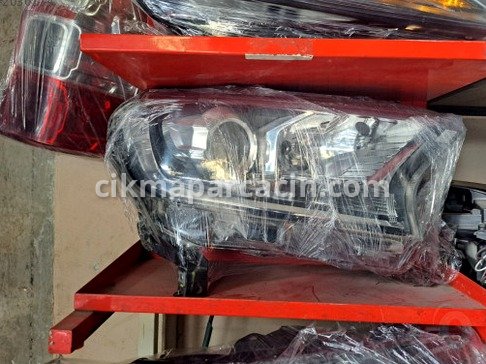 Ford Ranger Sağ Ön Far çıkma parça