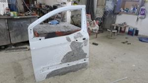 Ford Tourneo couirer sol ön kapı