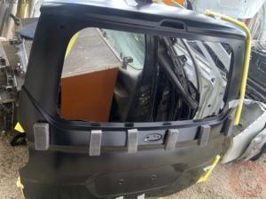 Ford Tourneo Courier Arka Bagaj Kapısı