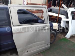 Ford tourneo custom sağ arka sürgülü kapi