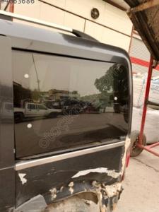 Ford transit connect sol arka çamurluk camı