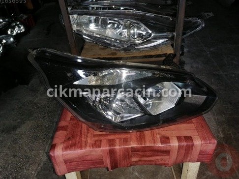 Ford Transit Custom Sağ Ön Far çıkma parça