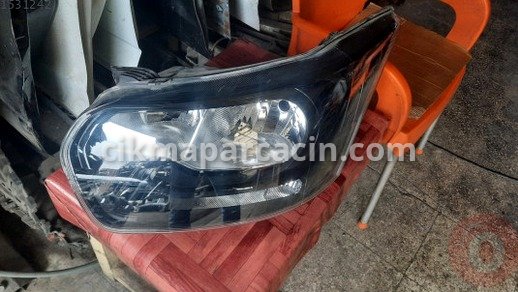 Ford Transit Sol Ön Far çıkma parça