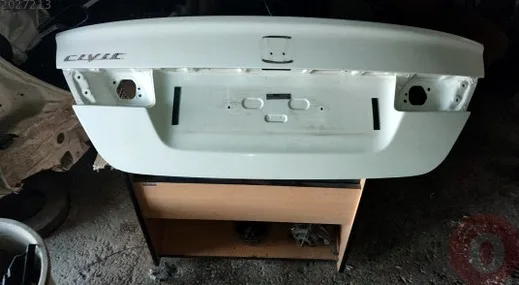 Honda Civic Bagaj Kapağı çıkma parça - ANKARA JAPON ANKARA