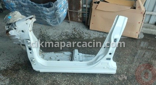 Honda Civic Marşpiyel Sacı çıkma parça