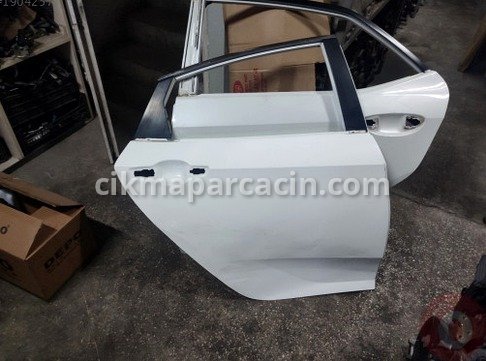 Honda Civic Sağ Arka Kapı çıkma parça