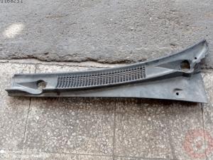 Hyundai Accent 03-05 ön sol cam ızgarası