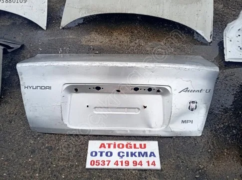 Hyundai Accent Bagaj Kapağı çıkma parça - ATİOĞLU OTO ÇIKMA SAKARYA