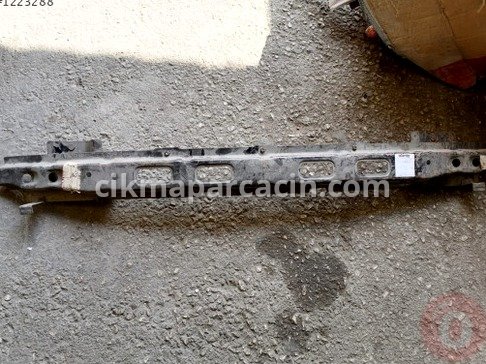 Hyundai Starex Tampon Demiri çıkma parça