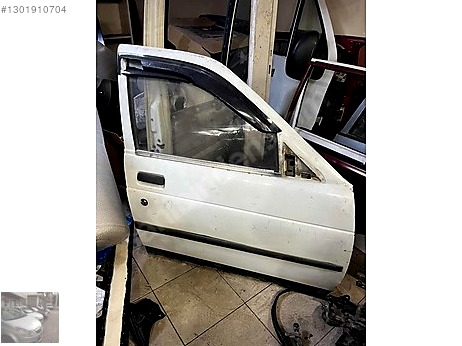 Lada Vega Kapı (Ön Sağ) çıkma parça