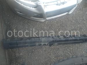 Land rover sağ sol marşbiyel plastigi