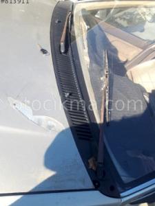 Mazda 323 Ön cam ızgarası cikma temiz