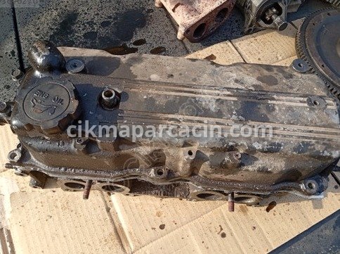 Mazda 626 Külbütör Kapağı çıkma parça