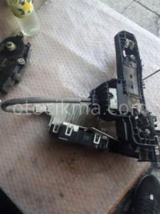 Mercedes c 180 w204 sol ön kapı kilidi