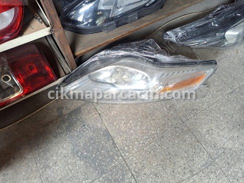 Ford Mondeo Sol Ön Far çıkma parça