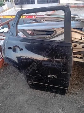 Nissan Qashqai Sağ Arka Kapı çıkma parça - ATİOĞLU OTO ÇIKMA SAKARYA