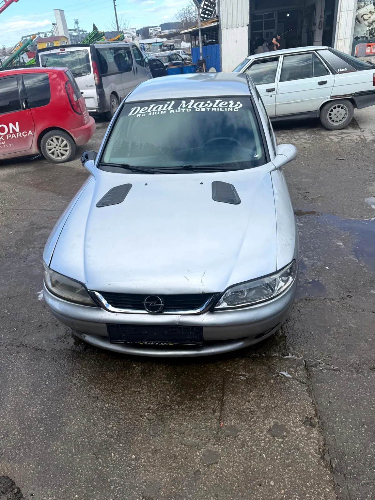 Opel Vectra EGR 2000 - 1,8 - 2,0 Tüm parçalar bulunur