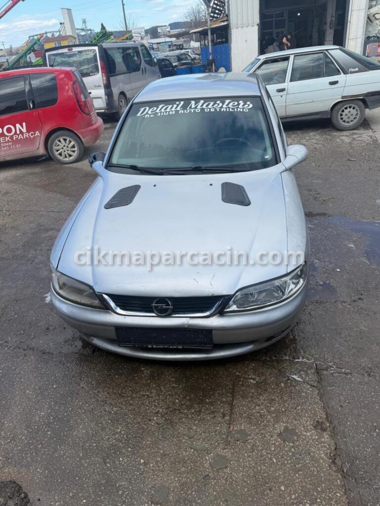 Opel Vectra Yakıt Pompası (Depo İçi) çıkma parça