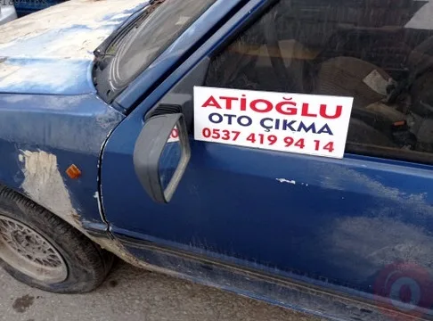 Peugeot 309 Sağ Ön Kapı çıkma parça - ATİOĞLU OTO ÇIKMA SAKARYA