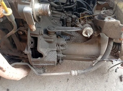Peugeot Partner Şanzıman Komple çıkma parça - ATİOĞLU OTO ÇIKMA SAKARYA