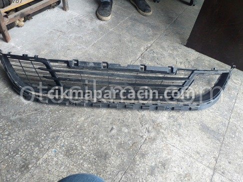 Peugeot 308 Tampon Izgarası çıkma parça