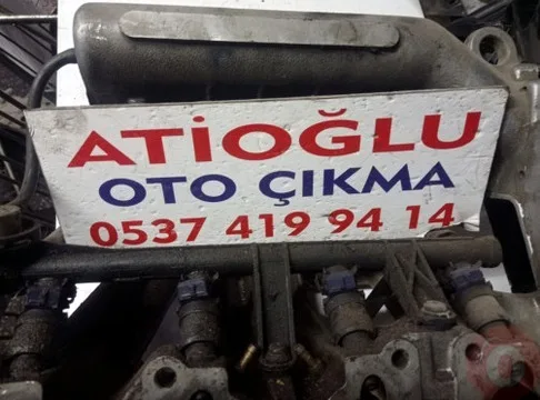 Renault R19 Enjektör Kütüğü çıkma parça - ATİOĞLU OTO ÇIKMA SAKARYA
