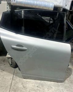 Renault taliant sag arka kapı dolu gri