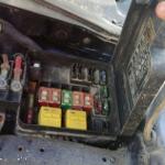 Land Rover Defender Sigorta Kutusu çıkma parça - İNAN OTO ÇIKMA YEDEK PARÇA ALIM SATIM Adana