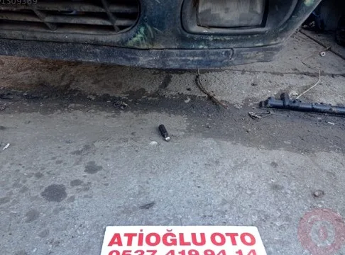 Land Rover Defender Sis Farı çıkma parça - ATİOĞLU OTO ÇIKMA SAKARYA
