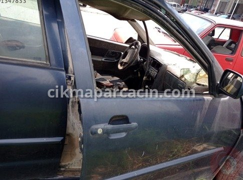 Volkswagen Polo Sağ Ön Kapı çıkma parça