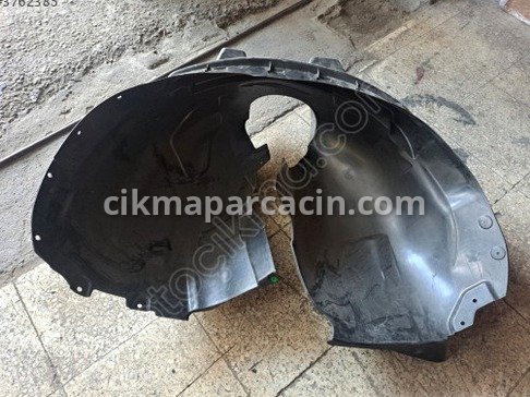 Volvo XC40 Sol Ön Çamurluk çıkma parça