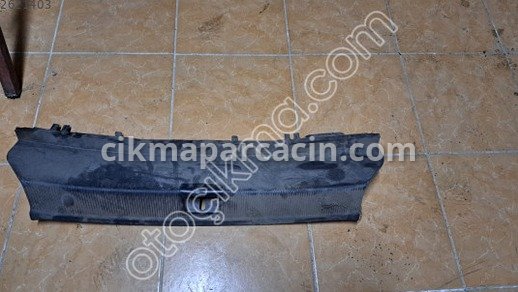 Mercedes-Benz C180 Bagaj Kilidi çıkma parça