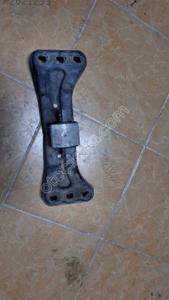 W204 sanziman braketi