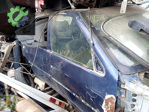 Peugeot 306 Kapı (Ön Sağ) çıkma parça
