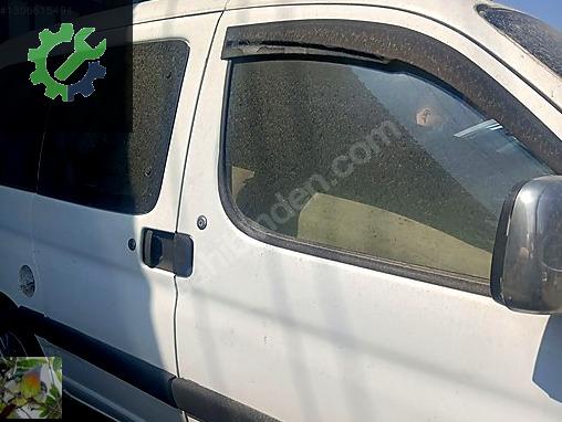 Citroen Berlingo Kapı Kolçağı çıkma parça