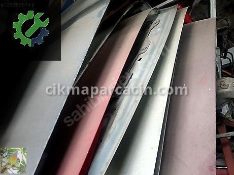 Hyundai Accent Kaput çıkma parça