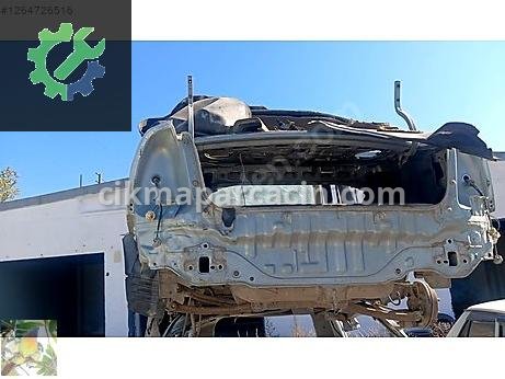 Hyundai Accent Çamurluk (Arka) çıkma parça
