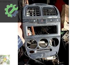 2005 Hyundai Accent Admire teyp çerçevesi