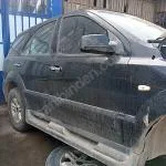 2005 Kia Sorento kapı