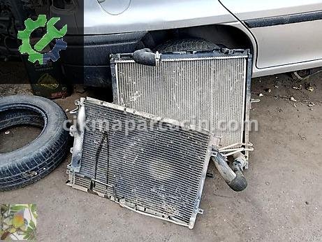 Kia Sorento Kalorifer Radyatörü çıkma parça