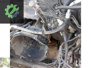 2005 Kia Sorento ön arka Şaft